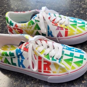 Airwalk Womens size 7.5